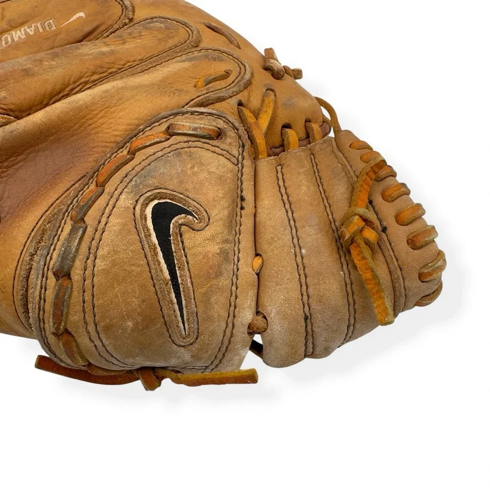 Nike Diamond Ready SDR CMF Full Size Catchers Mitt‎ Baseball Glove RHT 33